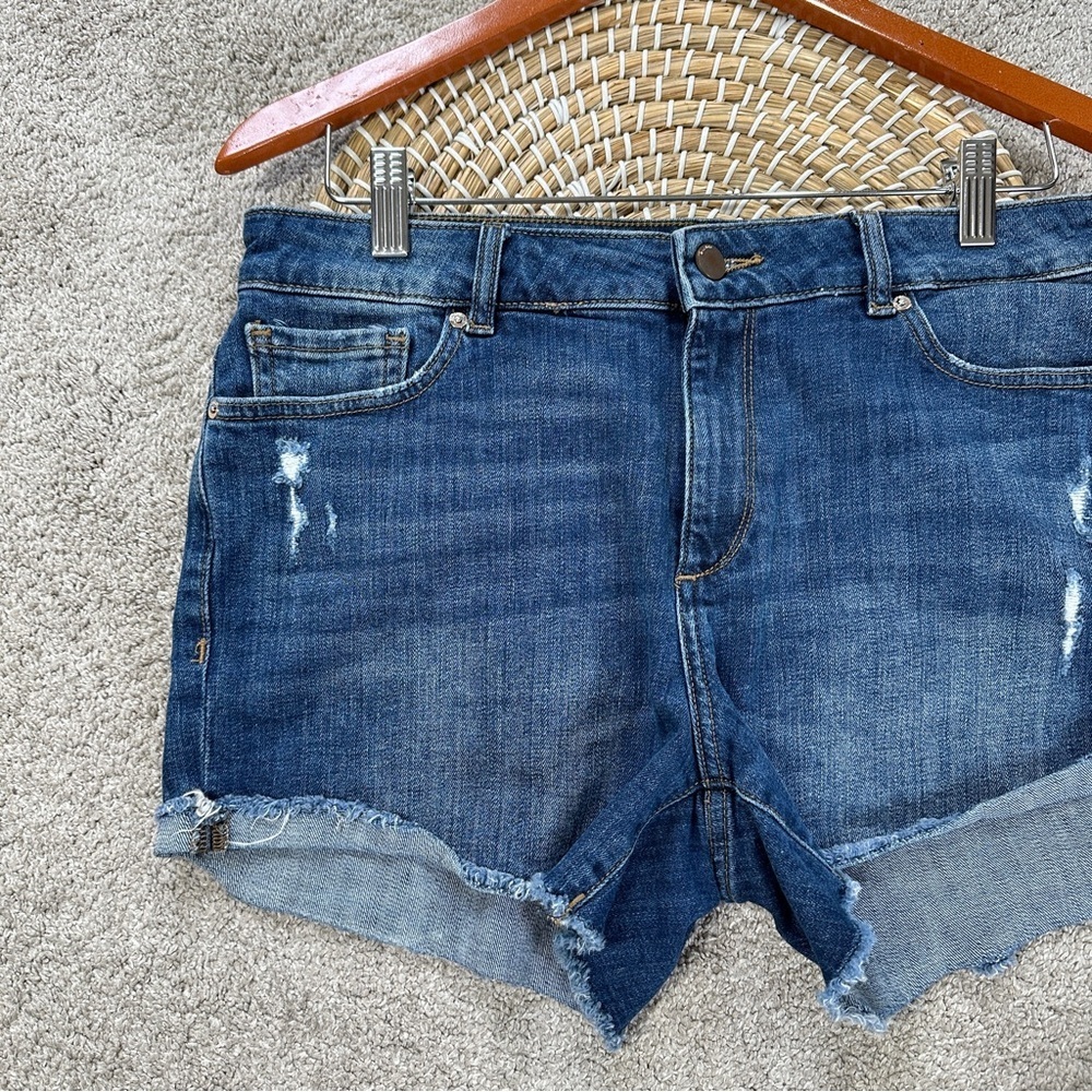 DL1961 Women’s Karlie Boyfriend Denim Shorts 3” Mid Rise in Bluegrass Size 29 - Picture 4 of 15